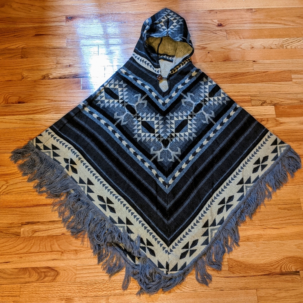 *SOLD*Handmade Artisan Dark Gray/Black/Blue Poncho